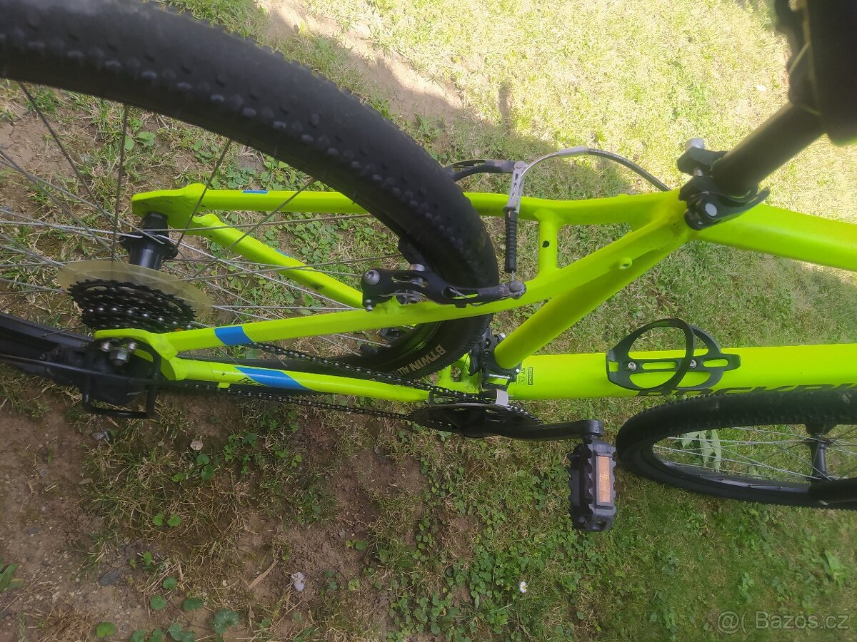 Prodám kolo Rockrider ST100 - 8