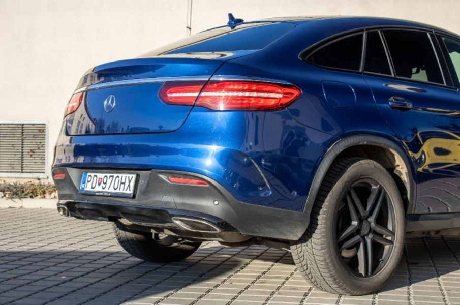 Mercedes-Benz GLE 400 4MATIC AMG - 8