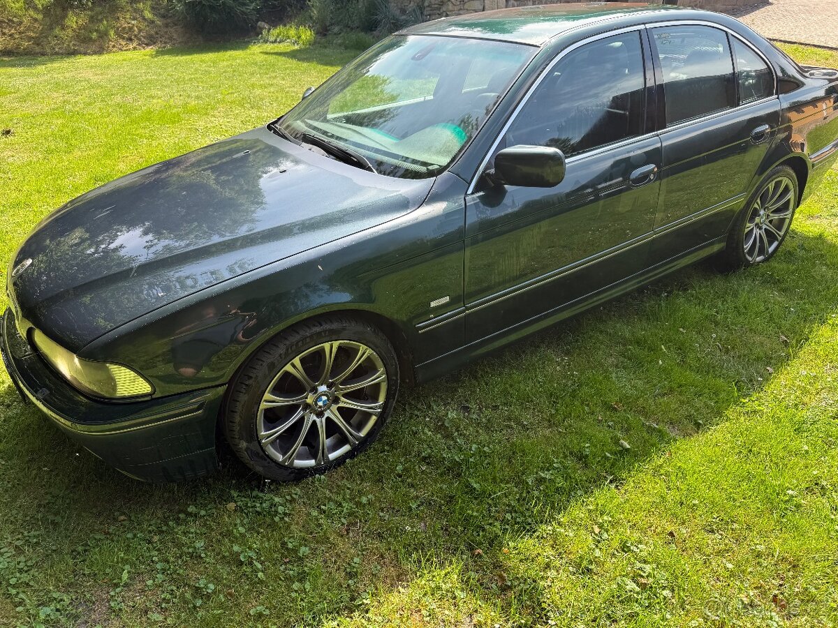 BMW e39 525i - 8