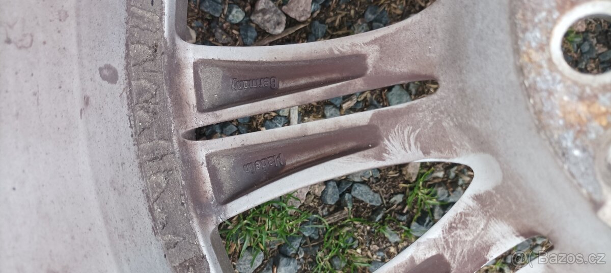 Opel Astra J originál ALU R 18 - 8