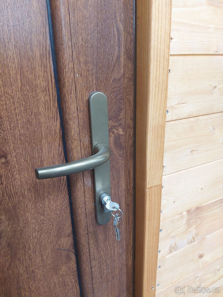 Obytný celoroční modul se šatnou a WC - 8