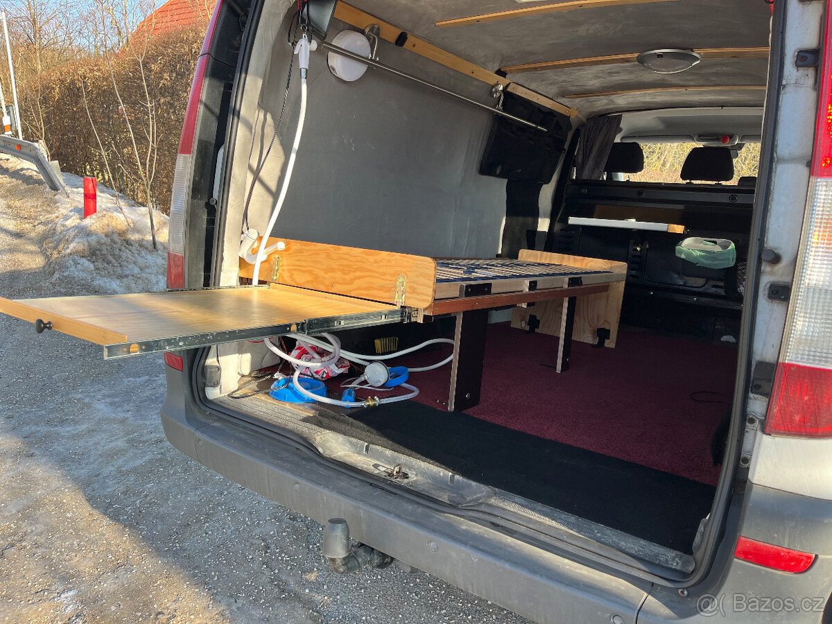 Obytný MB Vito CDI113 4x4 - poškozený motor - 8