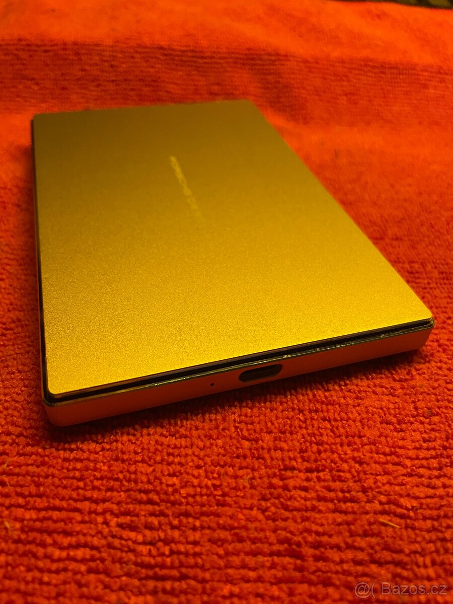 LaCie - Externí HDD disk 2,5´ - 8