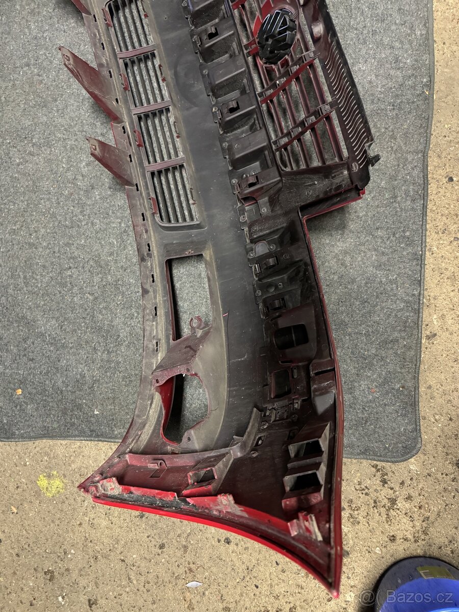Přední nárazník VW Sharan 2000-04 červený - 8