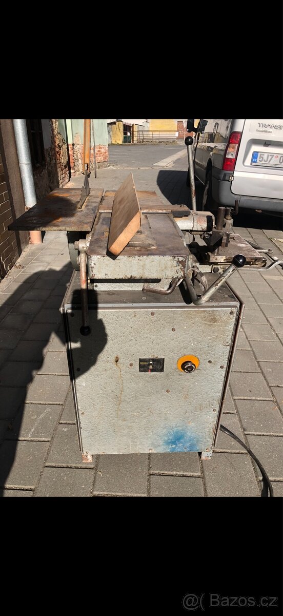 Kombinovaná litinová hoblovka, dlabačka, pila - 8