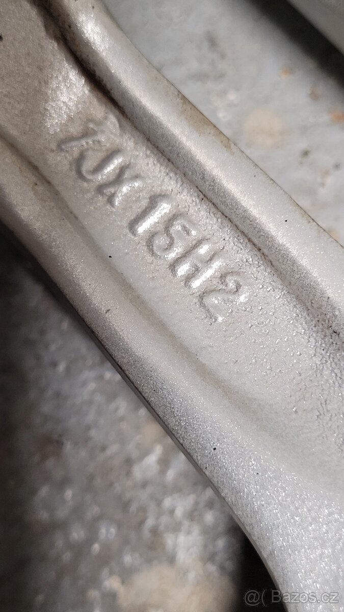 Kola, disky kompletní 15" - 8