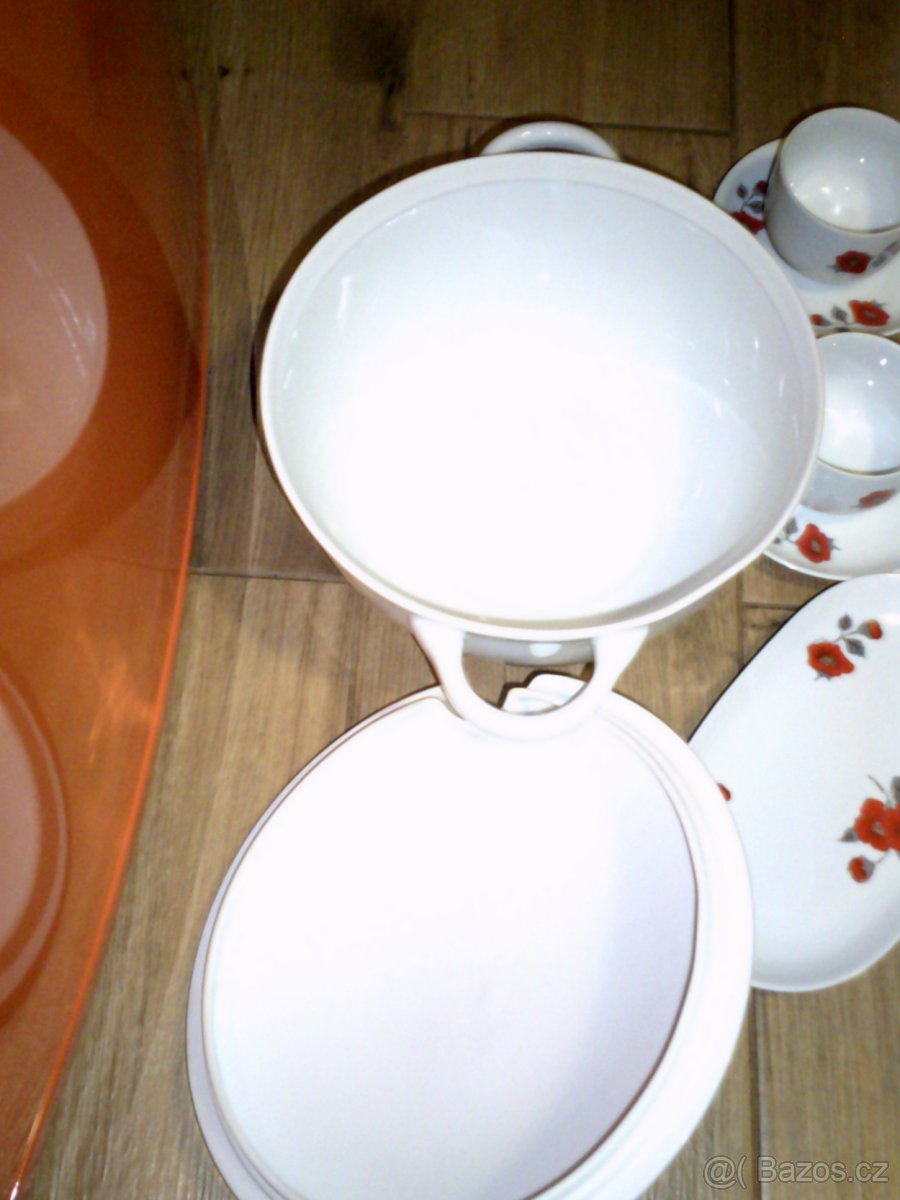 Prodám jídelní soupravu nepoškozená - 8