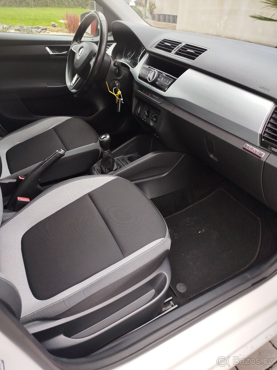 Škoda Fabia combi 3 Rok 2015, Najeto 167 000km - 8