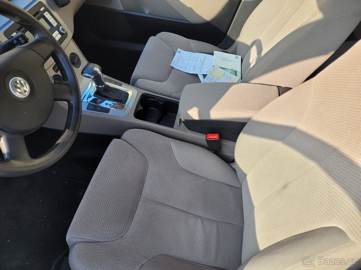 Volkswagen Passat - 8