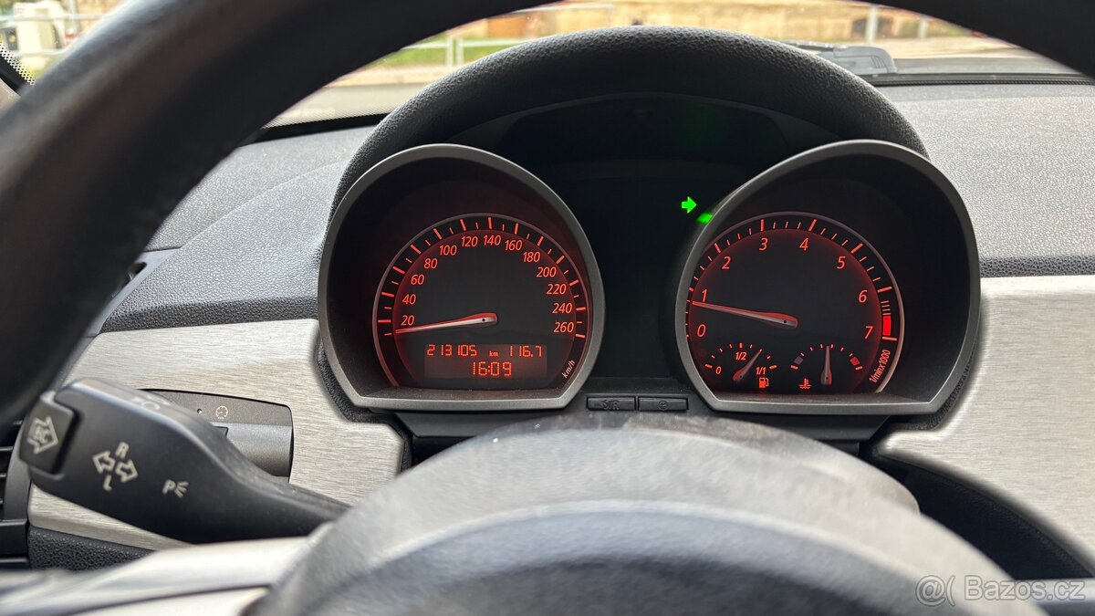 BMW Z4 3.0i manuál e85 - 8