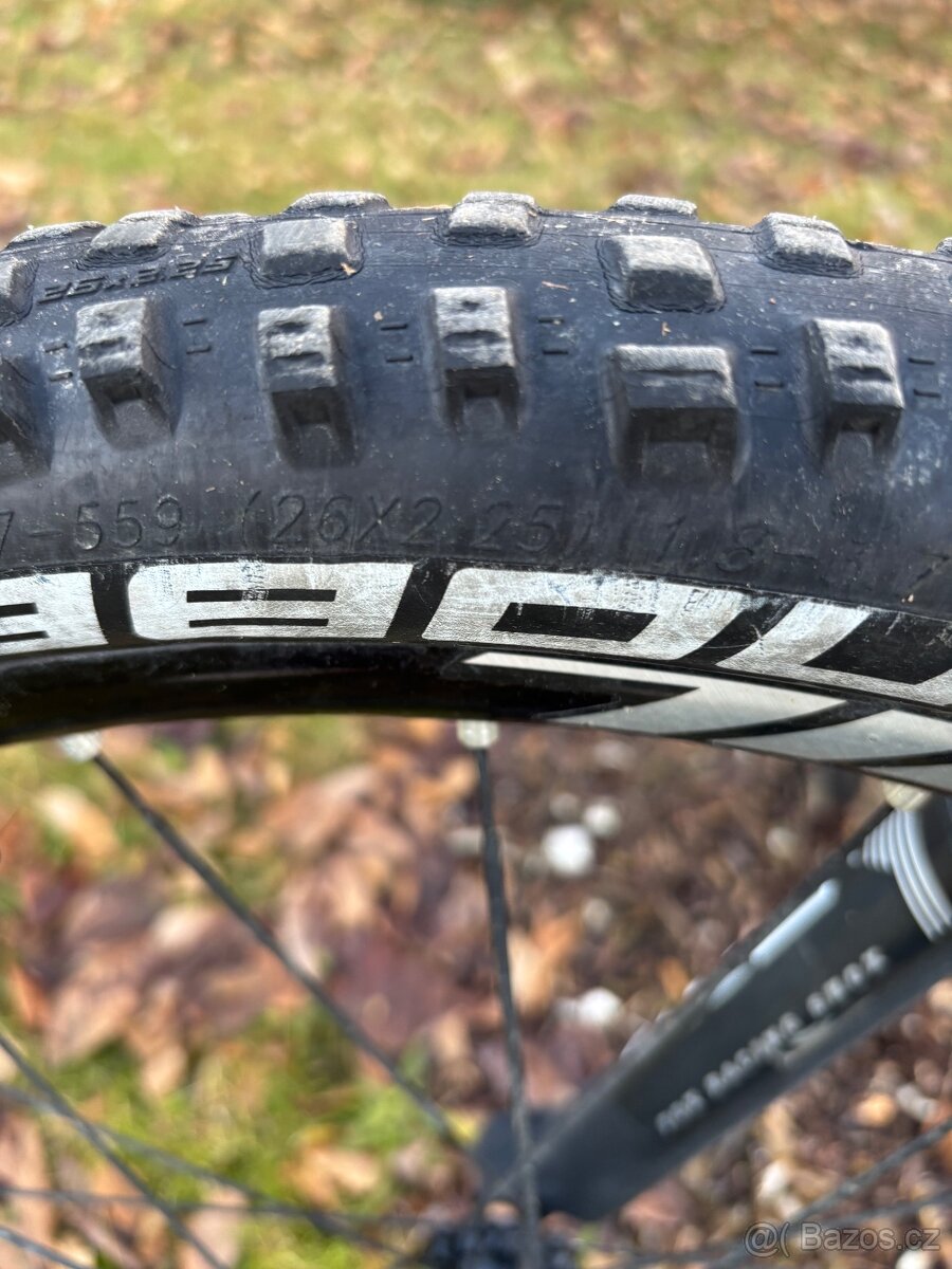 Canyon Nerve AL F8,celoodpružené vel. M - 8