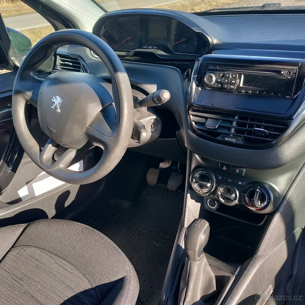 Peugeot 208, KRÁSNÝ,60TKM,1MAJ54L,SERVISKA - 8