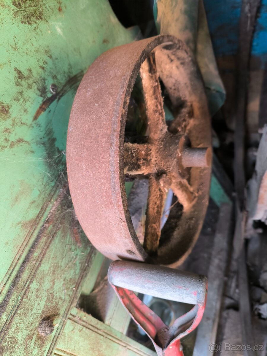 Šrotovník, elektromotor - 8