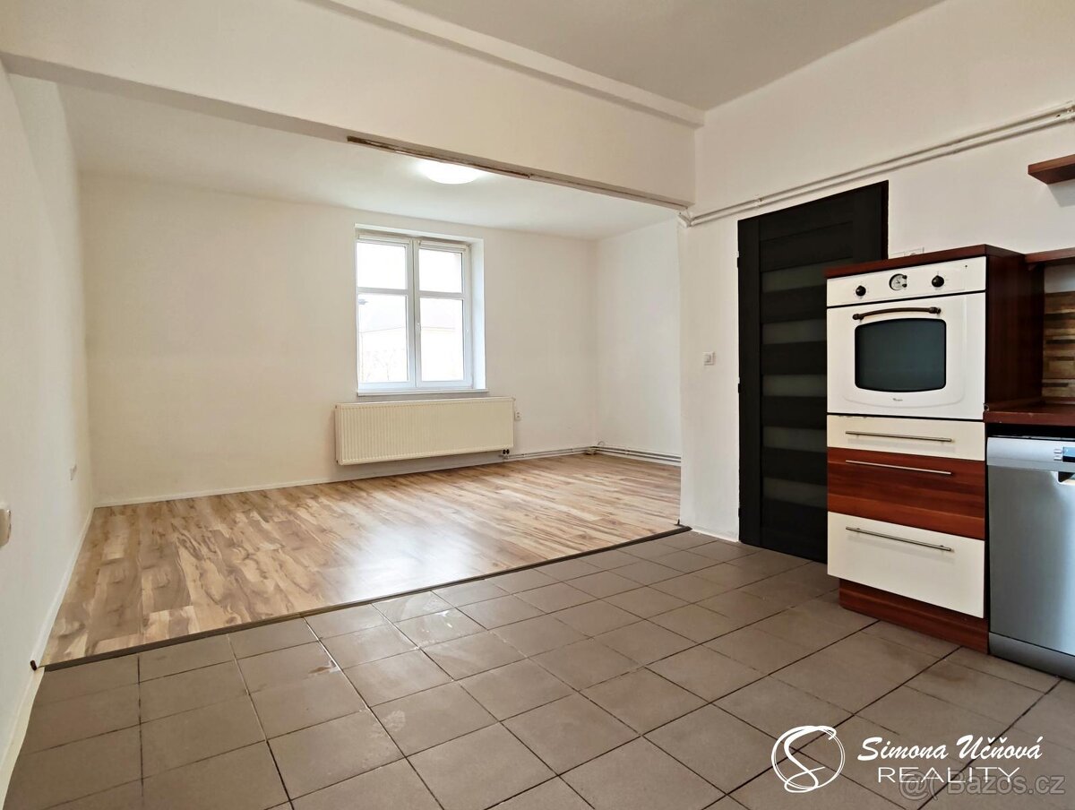 Prodej bytu 3+1, 73,5 m2 v Žacléři - 8