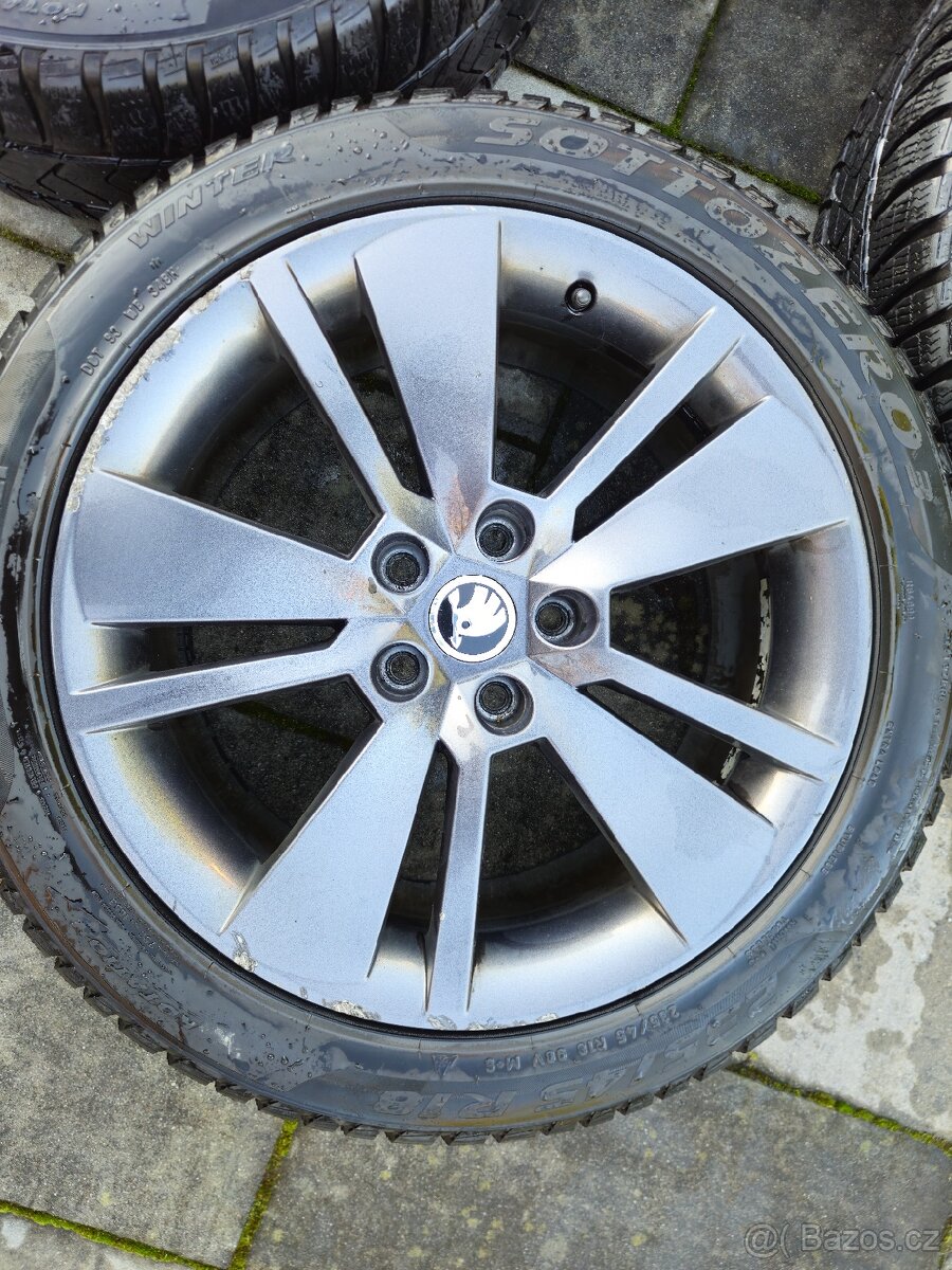 Kola Škoda Zenith 18" zimni pneu Pirelli 5mm - 8