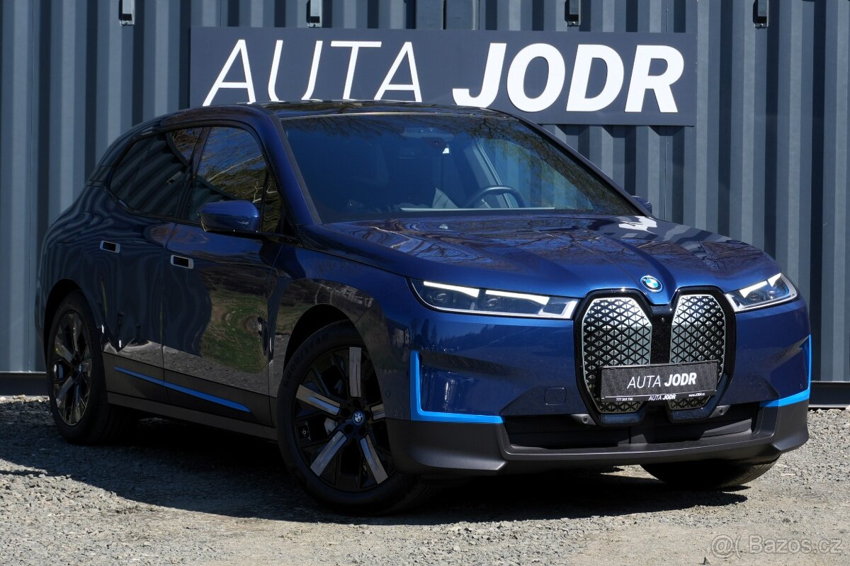 BMW IX 40 xDrive 240 kW, Masáže, Záruka, H/K, SoH 97% - 8