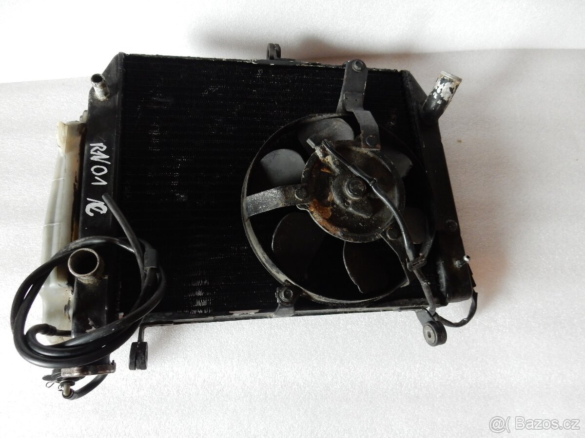 Yamaha r1 yzf chladič - 8