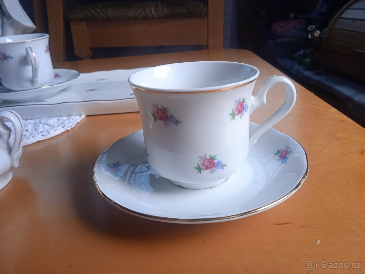 Sklo, porcelán - pozůstalost po mamince - 8