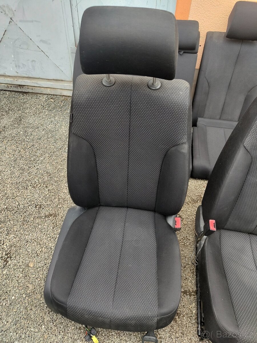 Sada sedaček Passat B6 - combi - 8