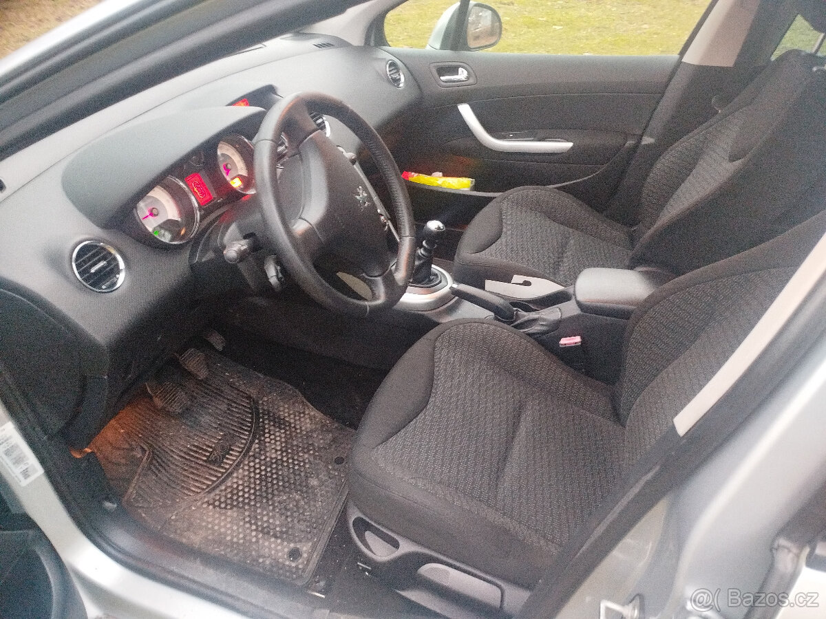 peugeot 308 - 8