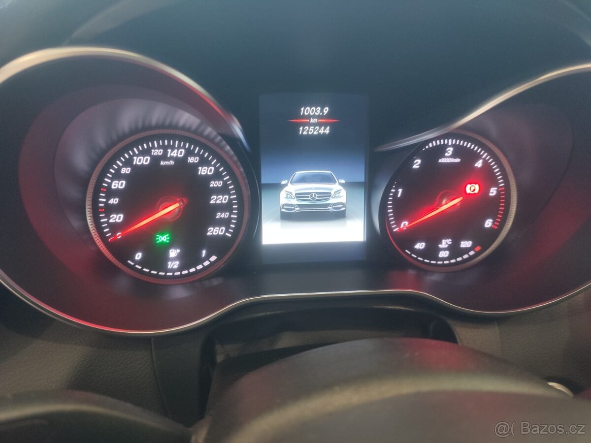 Mercedes Benz C 220d - 8