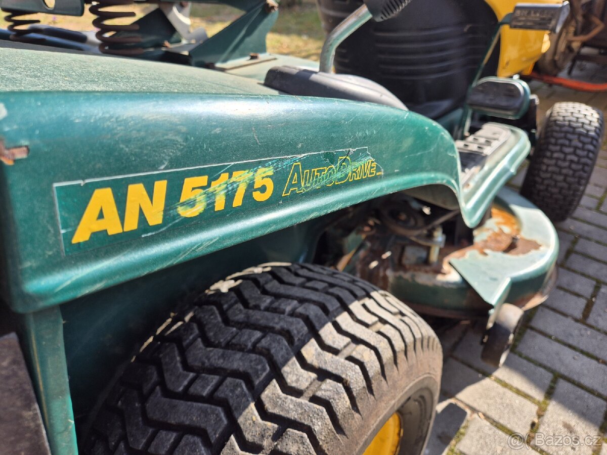 Zahradní sekací traktor Yard Man. - 8