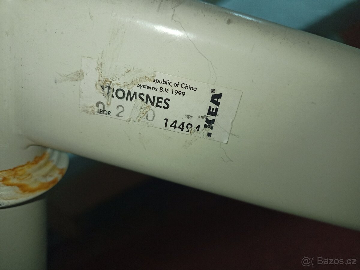 Prodám hezkou postel IKEA Tromsnes 90 x 200 cm - 8