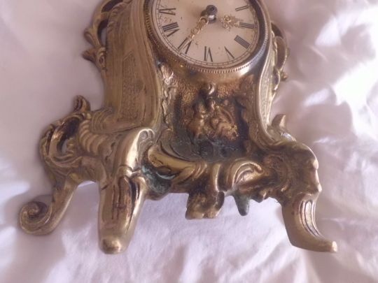 Pěkné Mosazné zdobené Krbové Hodiny - Replika - 8