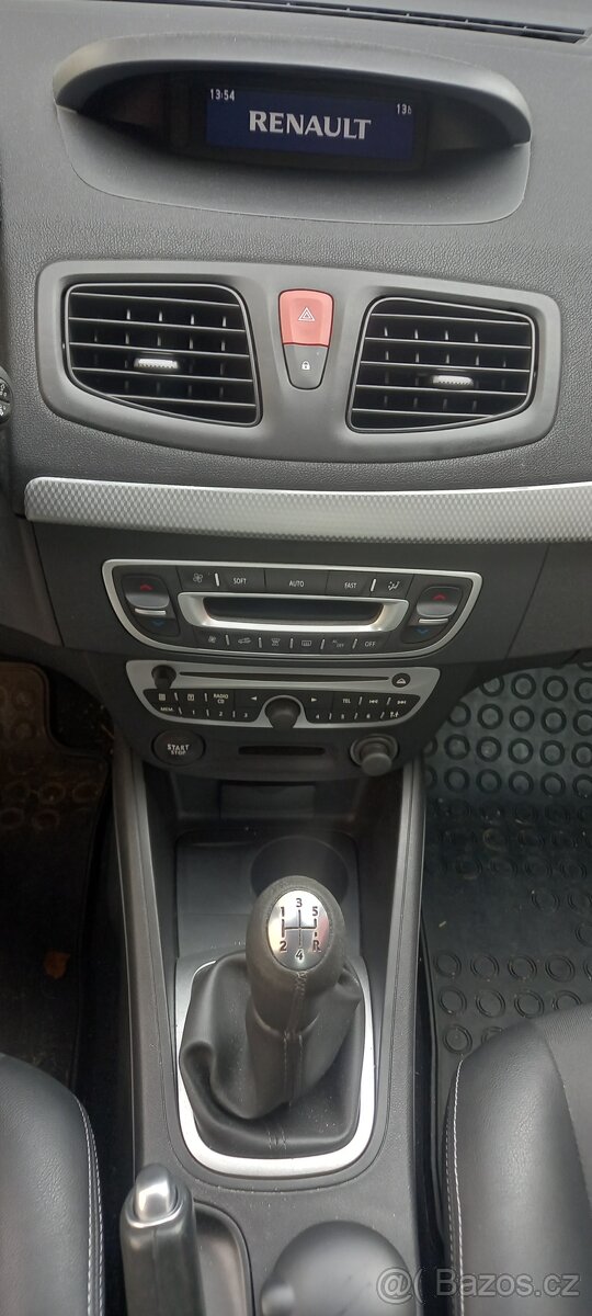 RENAULT FLUENCE 1,6i r.v.2010,naj:126tkm,KLIMA,DOHODA - 8