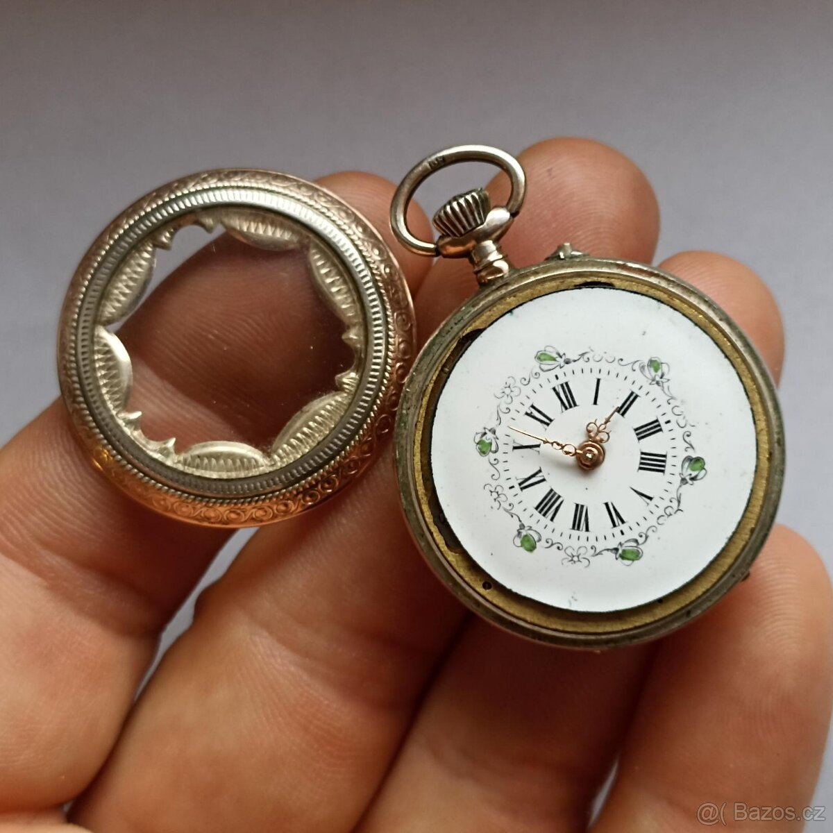 Starožitné celostříbrné pěkně zdobené kapesní jeptišky - 8