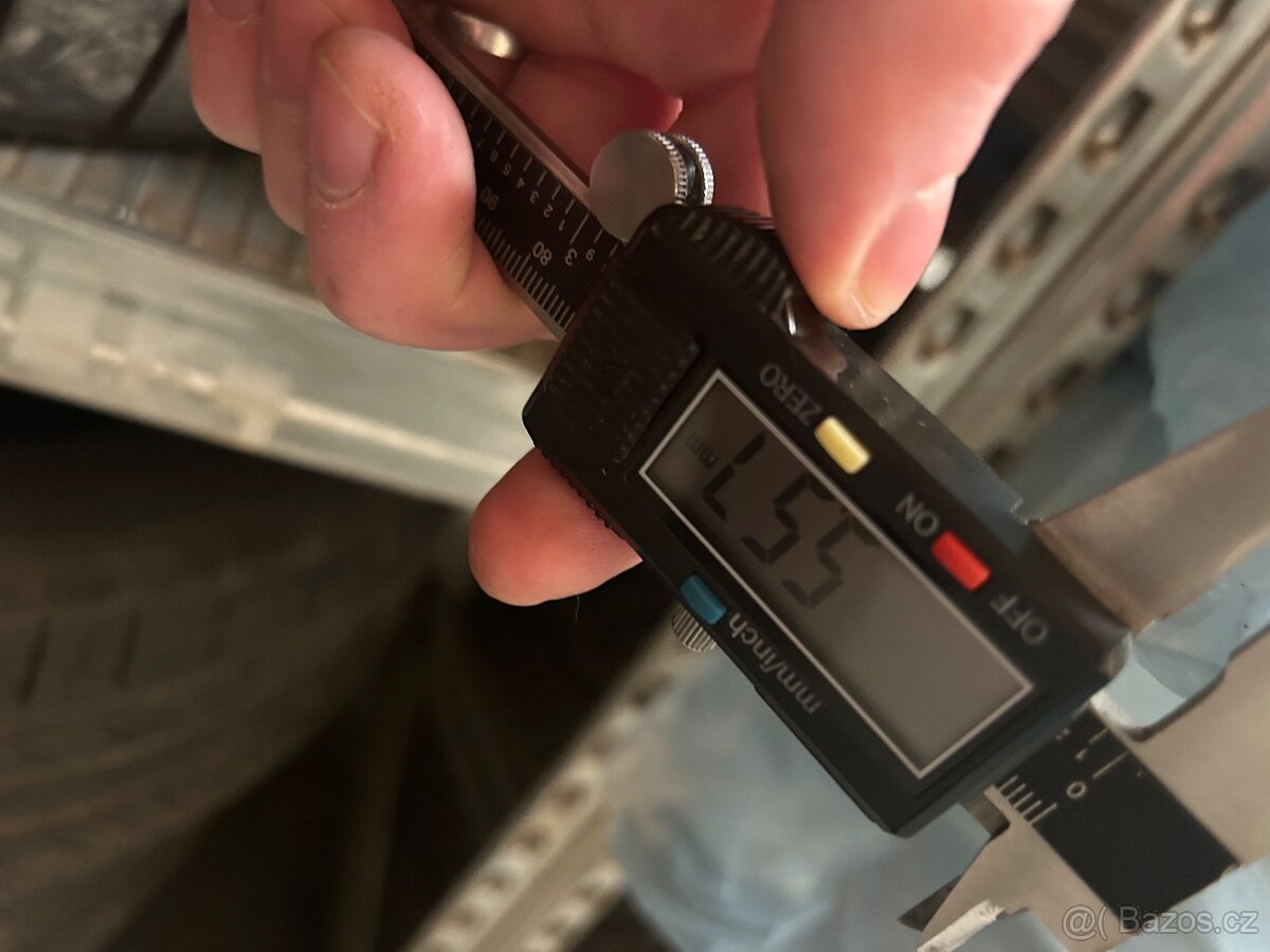 225/45/R18 letní - 8