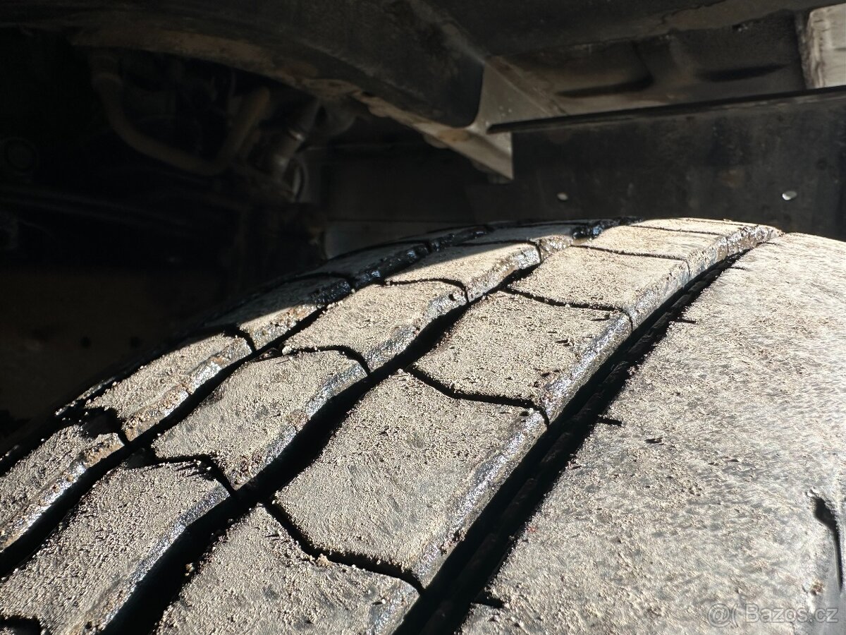 Iveco Eurocargo 90E22 PLACHTA ČELO EURO5 - 8