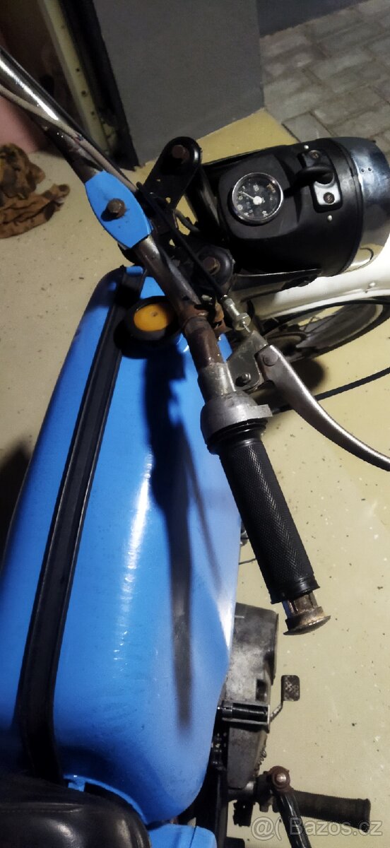 Jawa 50/23 Mustang - 8