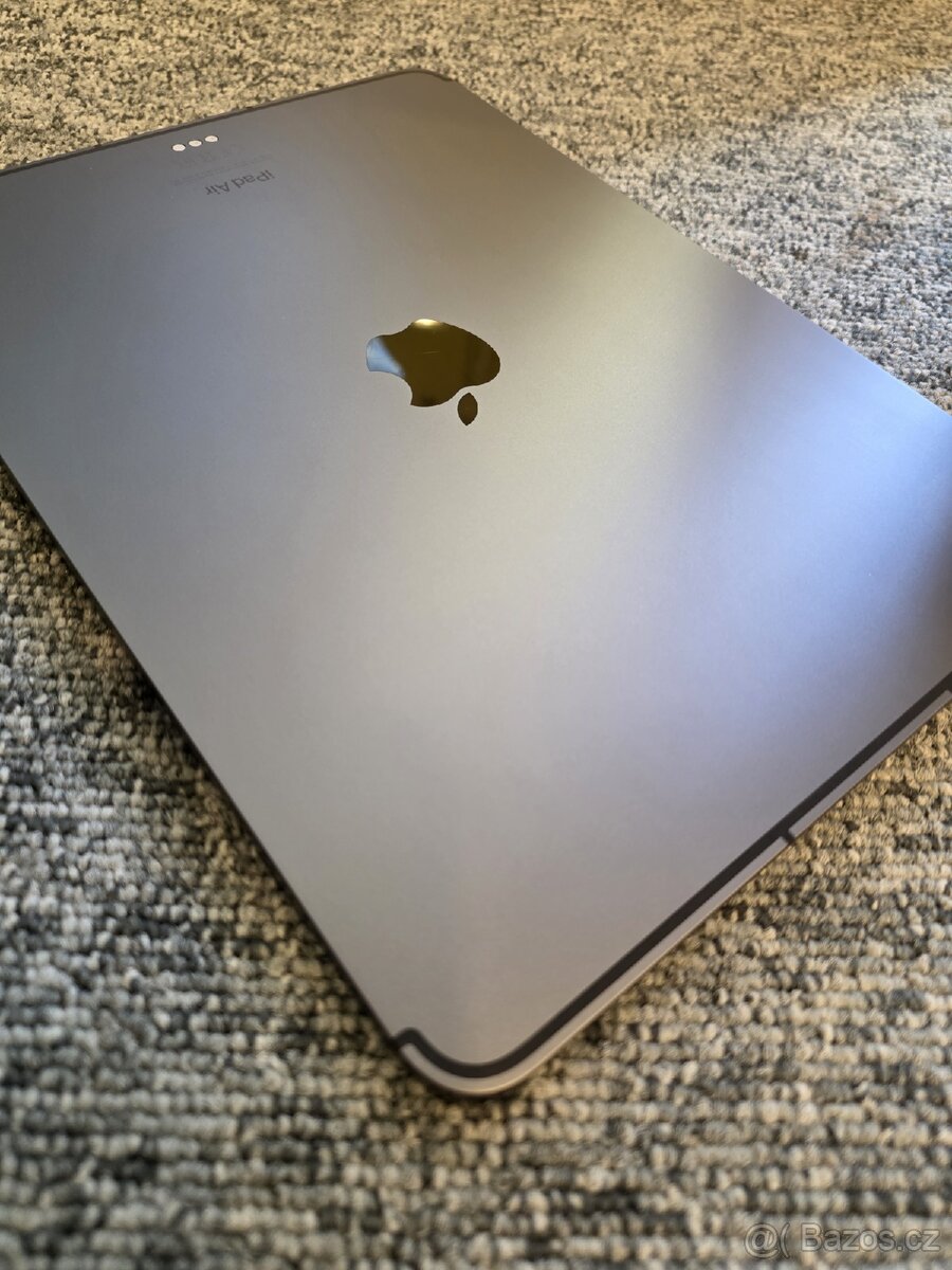 iPad Air 5 generace 64GB + cellular - 8