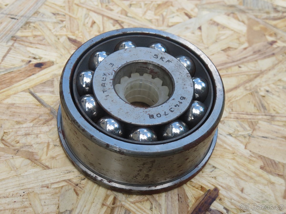 Prodám náhradní díly na Fiat 600D - 8