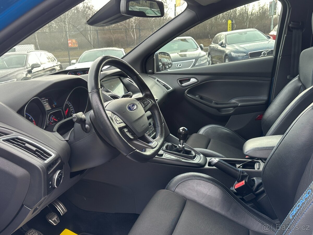 Ford Focus 2018 - 8