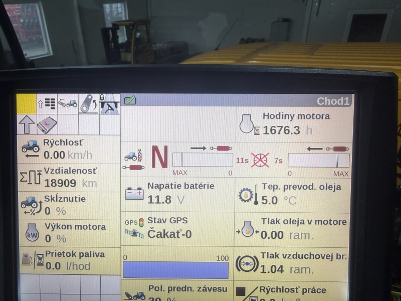 Traktor CASE IH OPTUM 300 CVX - 8