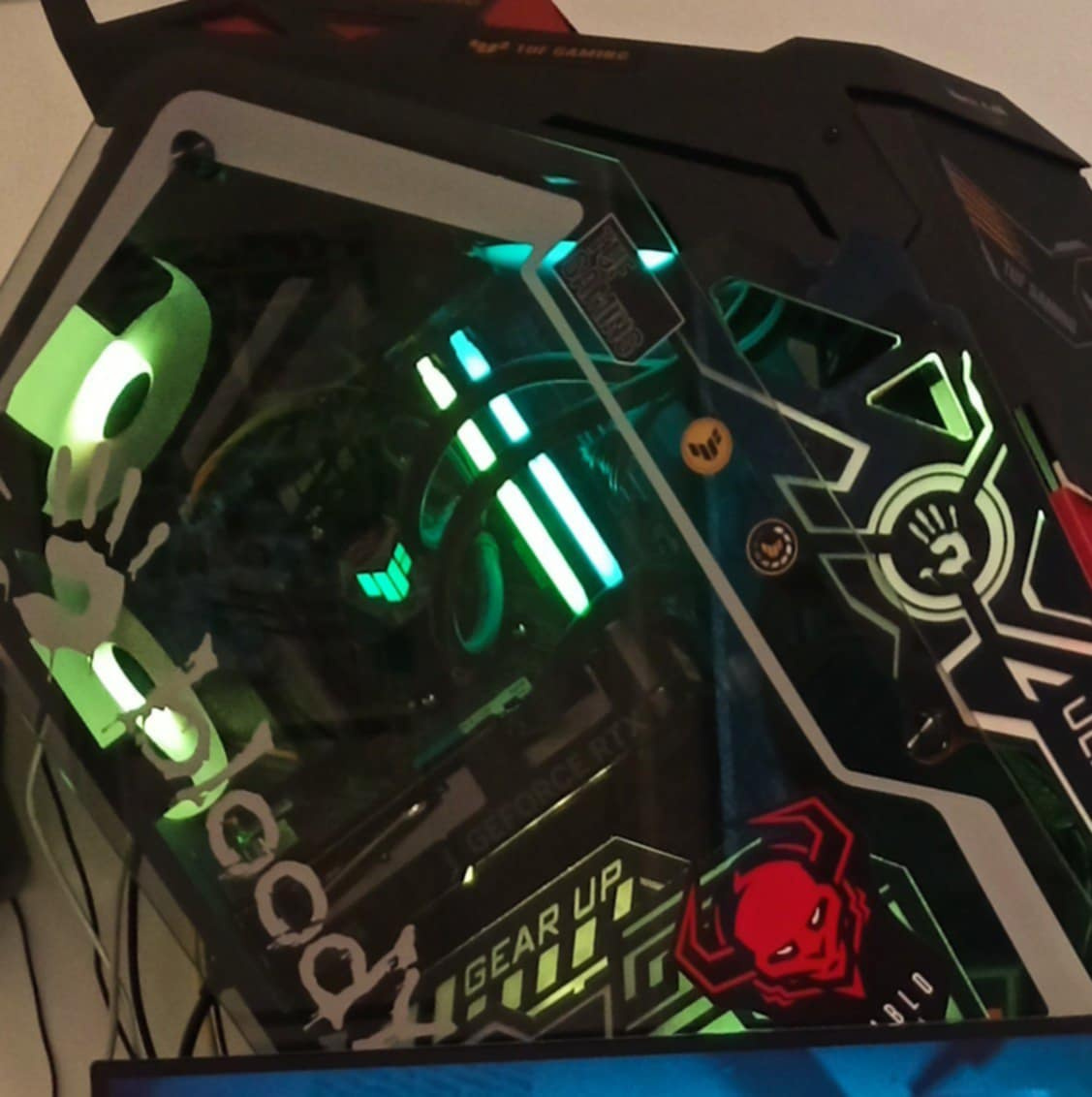 Vodni chlazeni Asus TUF - 8