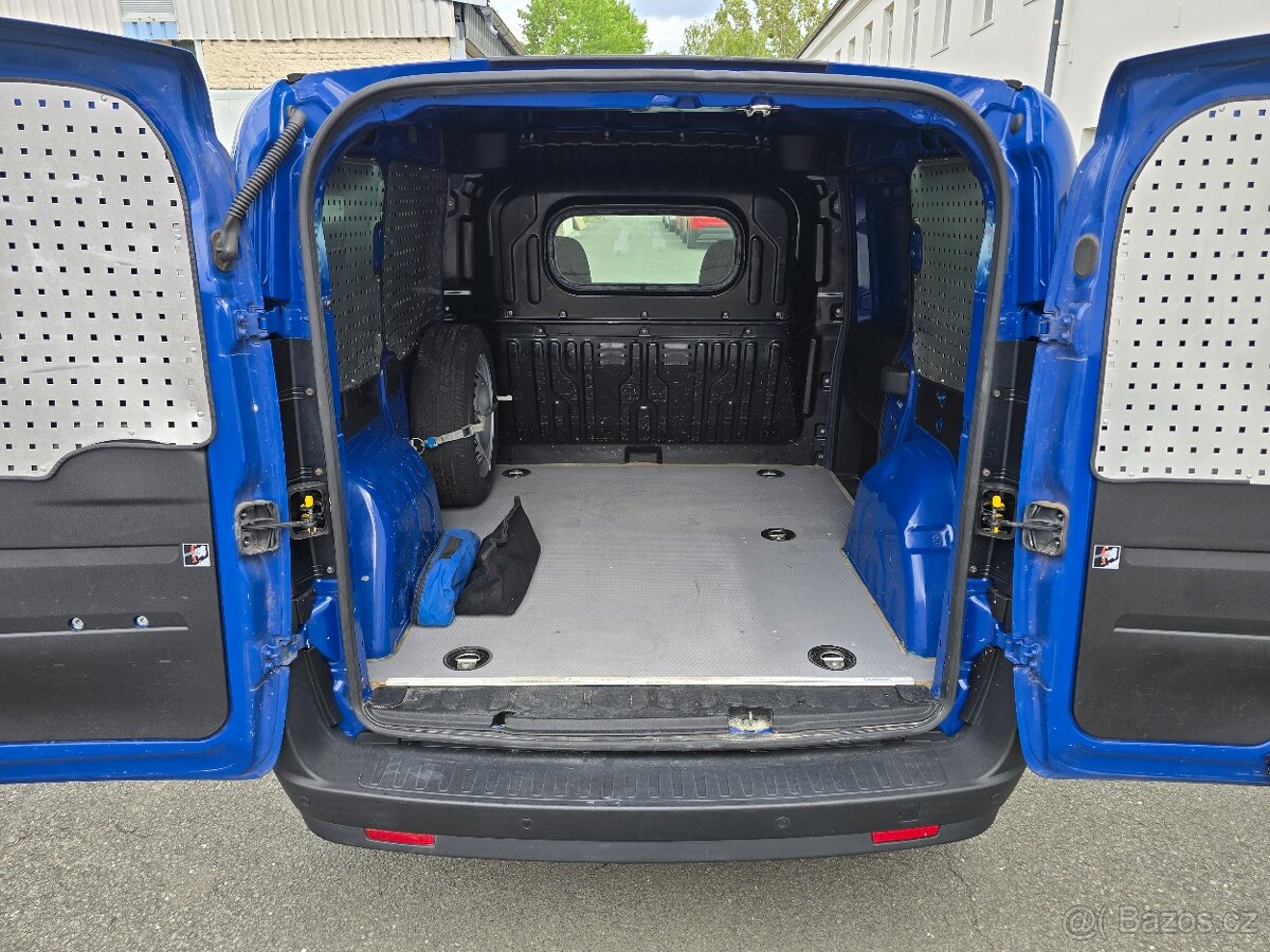 Fiat DOBLO CARGO 1,4T-Jet CNG 88kW L1H1 2016 ČR SENZORY -DPH - 8