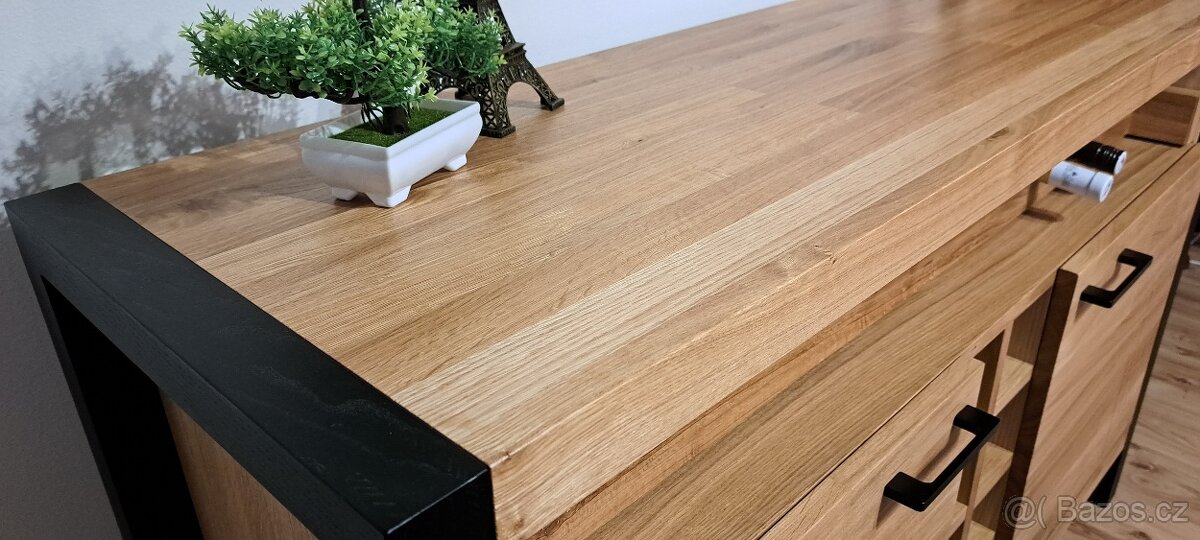 Dubova komoda vinarna - 8