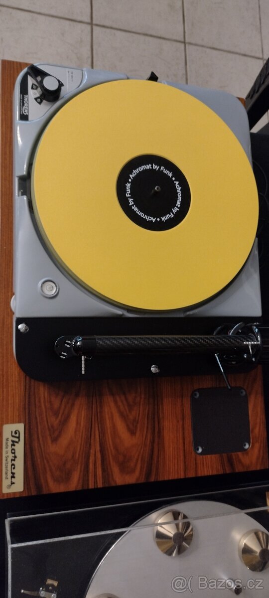 Thorens TD 124 s Roxan ramenom - 8