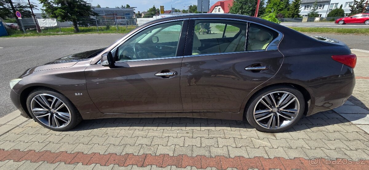 Infiniti Q50 - 8