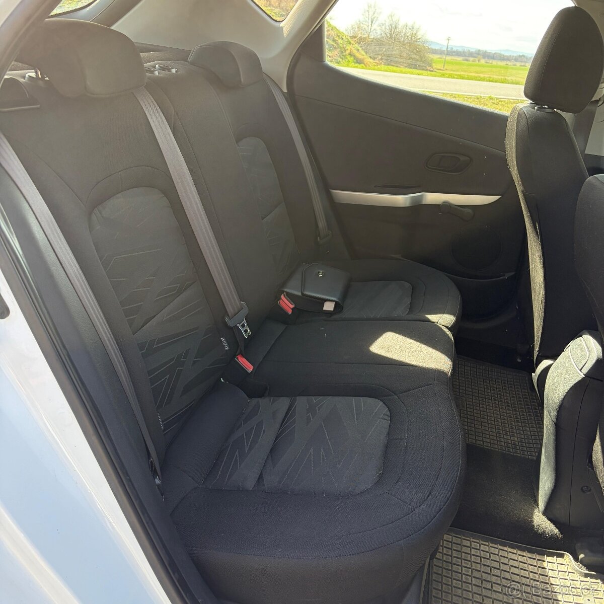 Kia Cee'd 2015 1.4 73kw - 8