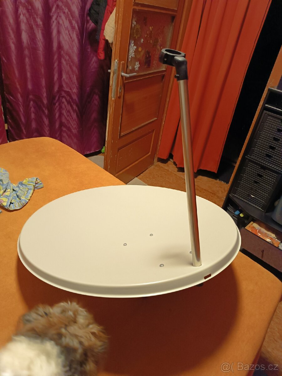 Satelitní parabola 80cm - 8