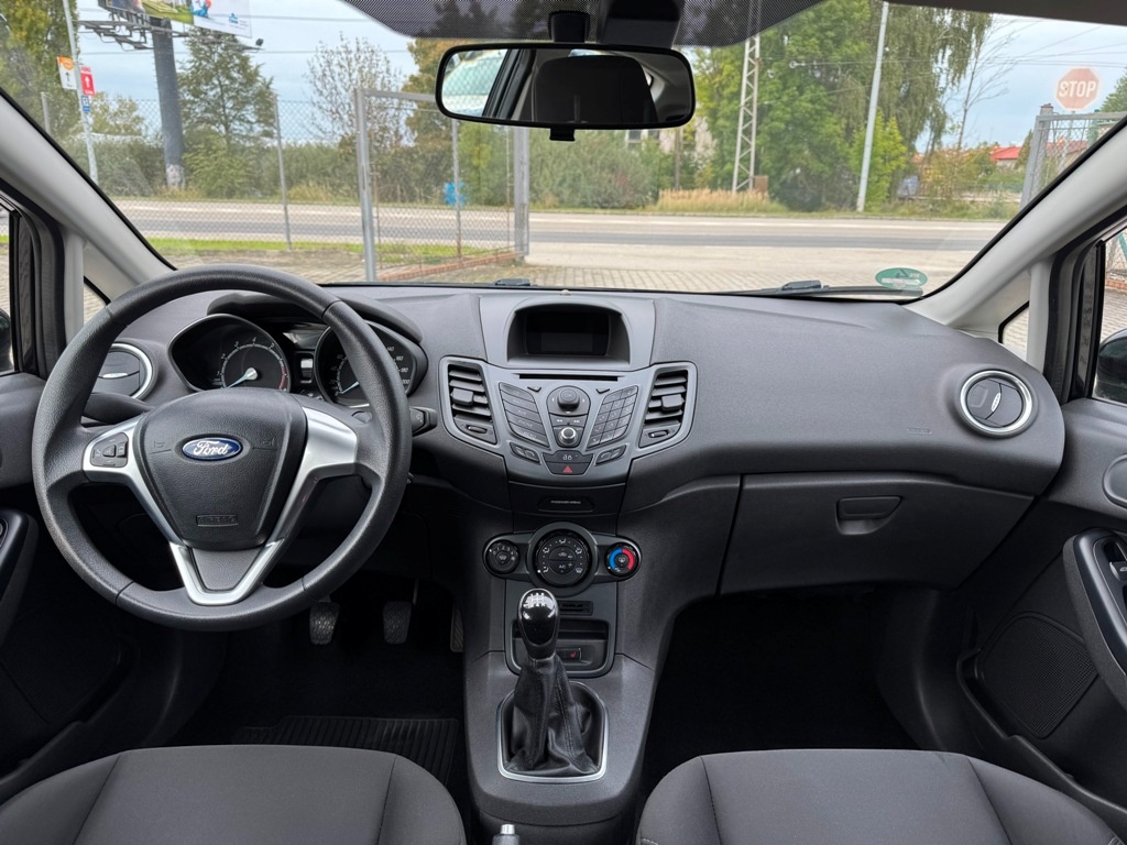 Ford Fiesta, 1.0i 74 kW klima - 8