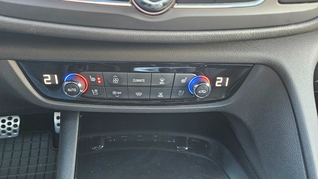 Opel Insignia 2.0 CDTi 128kW Elegance AT8 - 8