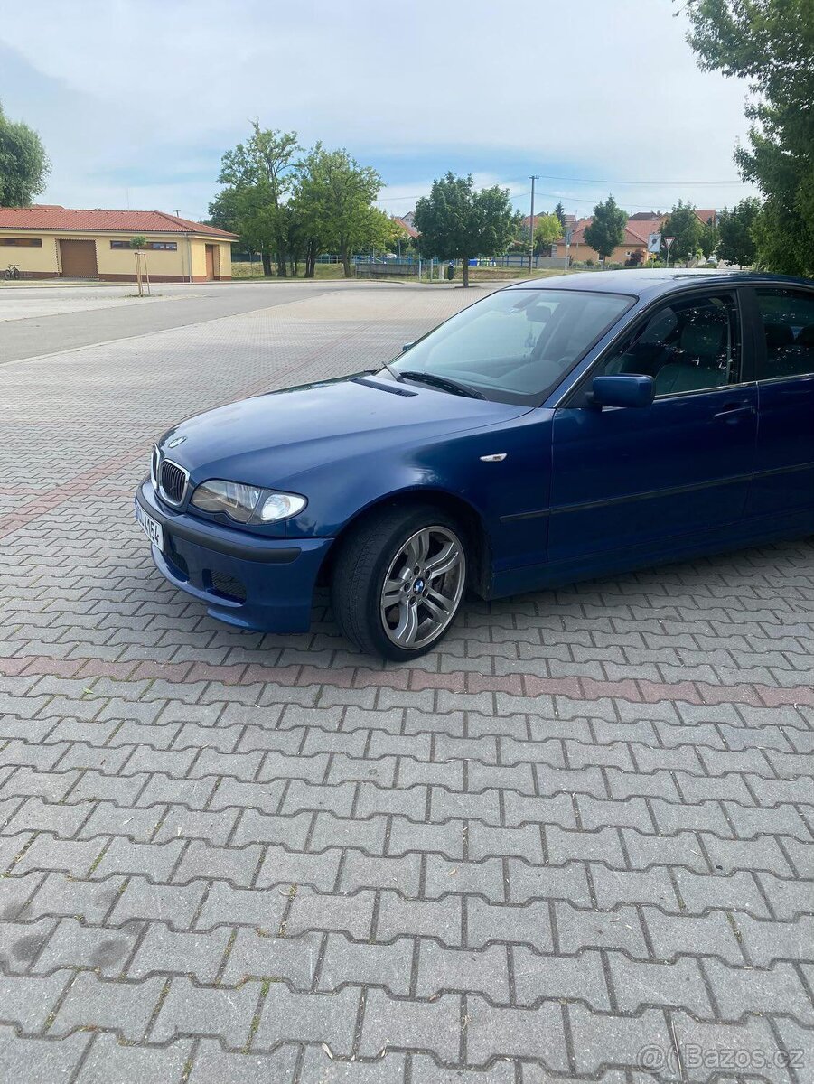 BMW E46 330xi, benzín + LPG
- 8