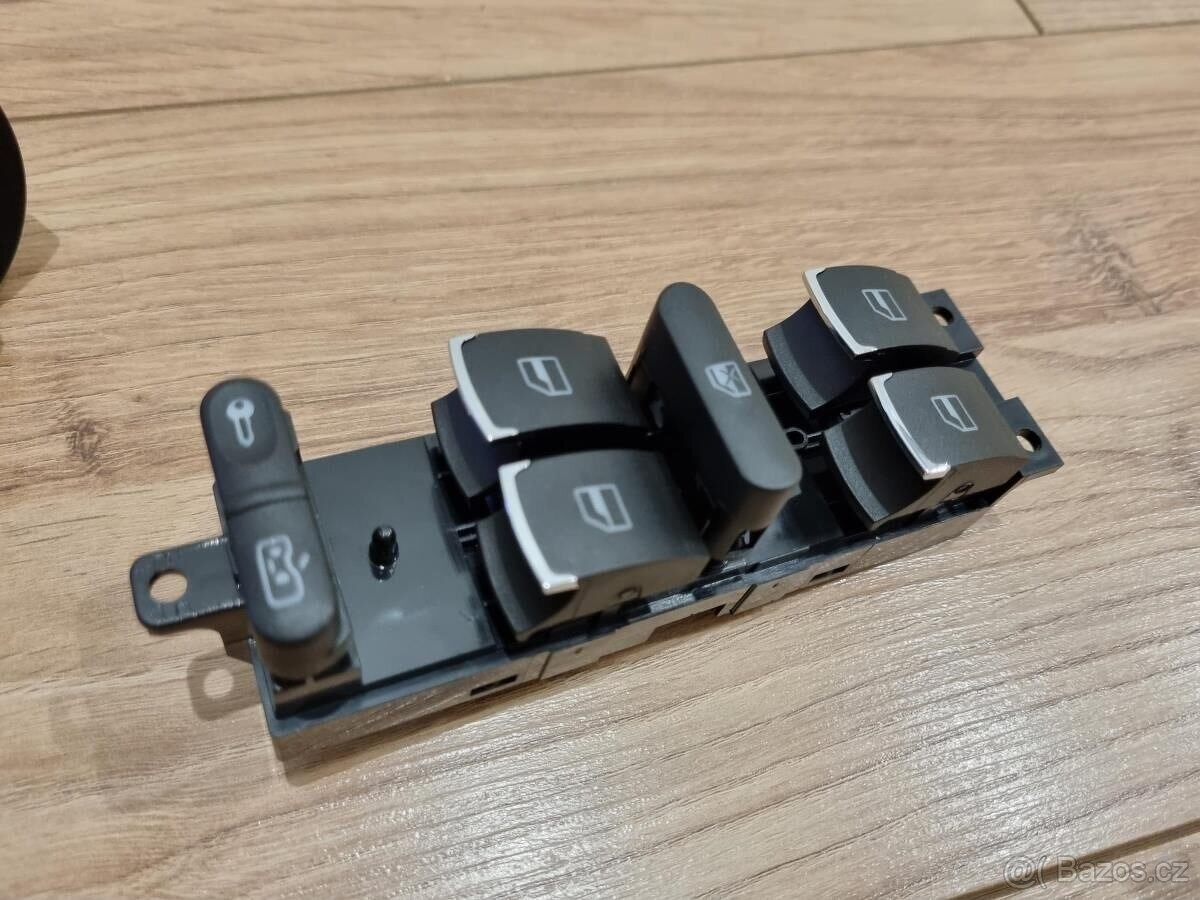 VYPINAC SVETEL OVLADANI OKEN ZDRUZENY OVLADAC - 8