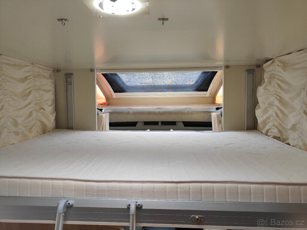 obytný polointegrovany vůz Giottiline Siena 395 pro 5 os. - 8