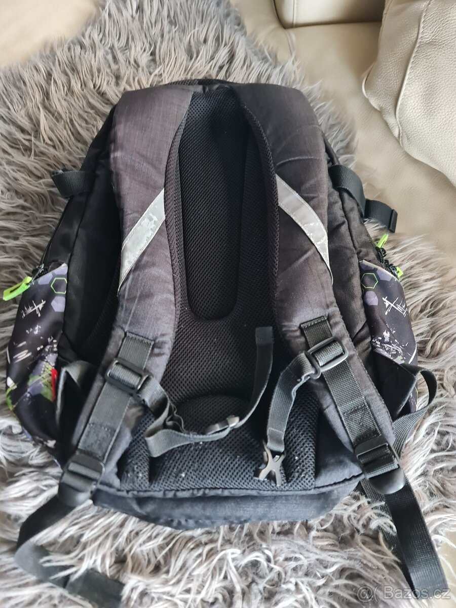 Školní batoh / taška - 8